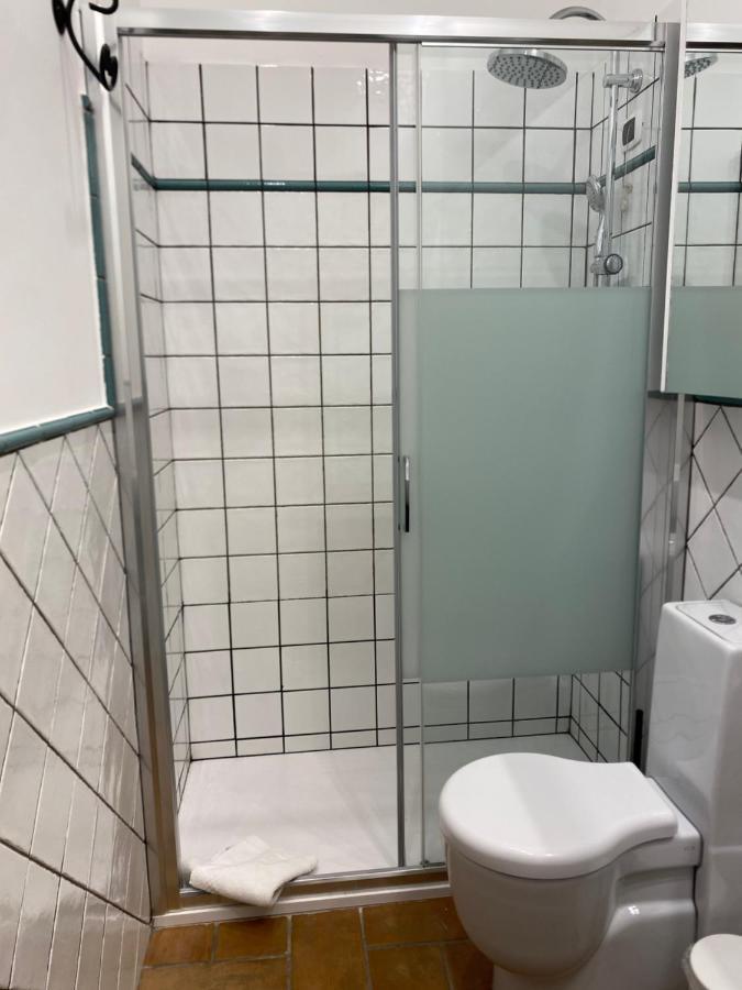 Domus Giuliae Hotel Трекастани Екстериор снимка