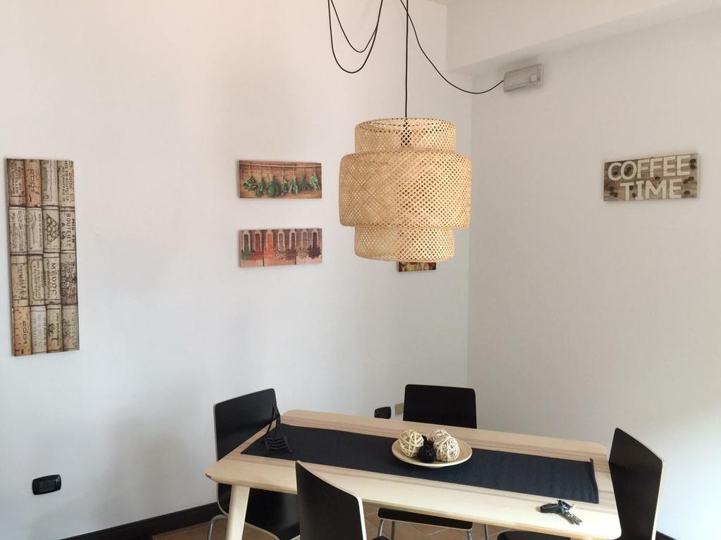 Domus Giuliae Hotel Трекастани Екстериор снимка